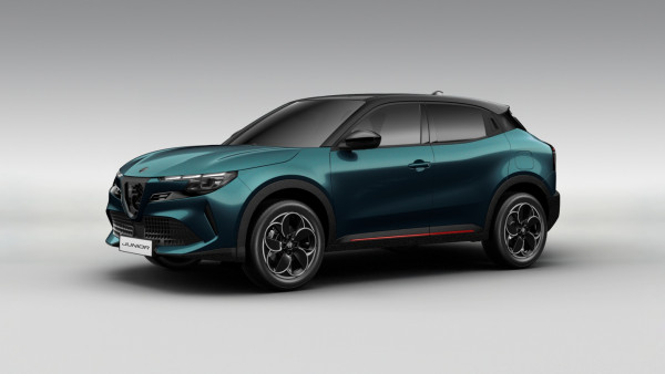 Alfa Romeo Junior Elettrica Speciale 54 kWh 115 kW 156 hp