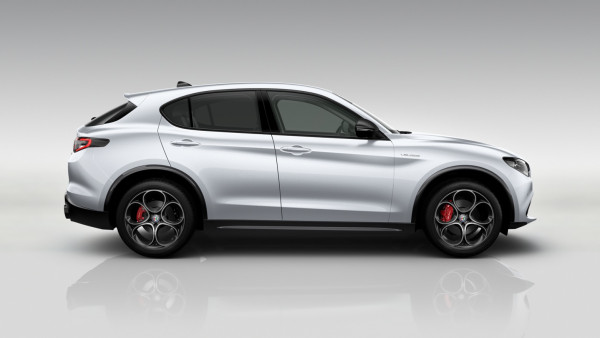 ALFA ROMEO Stelvio - Галерия