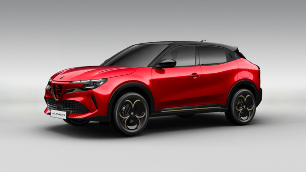 Alfa Romeo Junior Ibrida INTENSA 1.2 48V-Hybrid 107 kW 145 hp 6-DCT